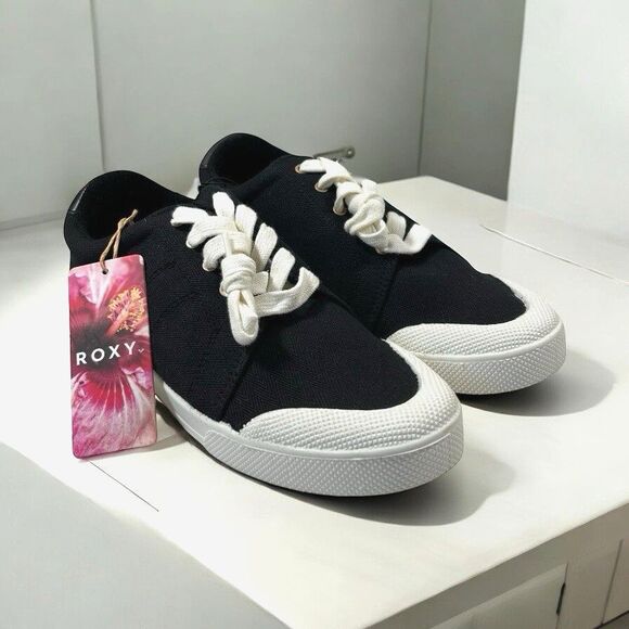 Roxy Pierview Black Canvas Lace Up Low Top Cushion Sneaker‎ Sz 10 New w/Tag NWOB - Picture 1 of 15